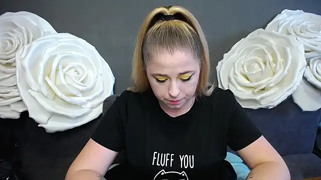 JessikaDaniel online show from September 12, 2025, 6:24 am