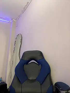 Snapshot of Alhanna_ chatting on March 2, 2025, 7:30 pm Alhanna online show from March 2, 2025, 7:30 pm