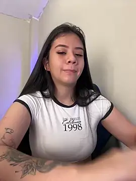 Snapshot of Alhanna_ chatting on March 13, 2025, 9:16 pm Alhanna online show from March 13, 2025, 9:16 pm