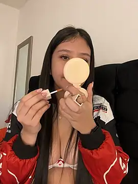 Snapshot of Alhanna_ chatting on January 6, 2025, 7:45 pm Alhanna online show from January 6, 2025, 7:45 pm