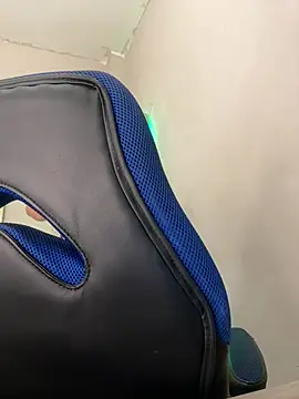 Snapshot of Alhanna_ chatting on March 21, 2025, 11:34 pm Alhanna online show from March 21, 2025, 11:34 pm