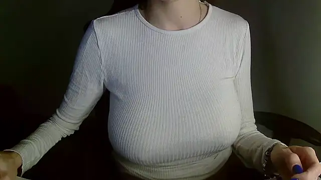 Vampirosa online show from March 4, 2026, 11:18 am