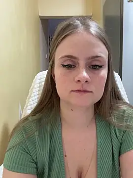 SophiaSweet  online show from March 26, 2026, 6:50 pm