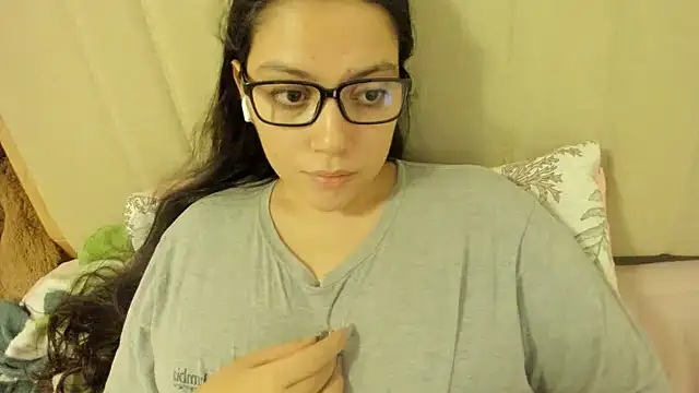 roniewester online show from October 28, 2025, 11:47 pm