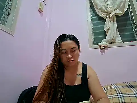 LalaiAsian online show from September 20, 2025, 4:12 pm