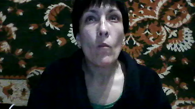 SunnyAmorre online show from April 13, 2026, 8:35 pm