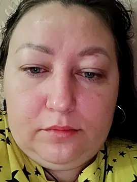 Rini333 online show from October 4, 2025, 10:17 am