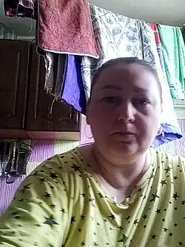 Rini333 online show from June 7, 2026, 9:58 am