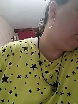 Rini333 online show from September 18, 2025, 5:05 pm