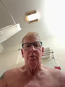 jck1m0t online show from June 15, 2026, 3:18 am