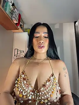 AsianMilfSheryl online show from May 18, 2026, 6:29 am