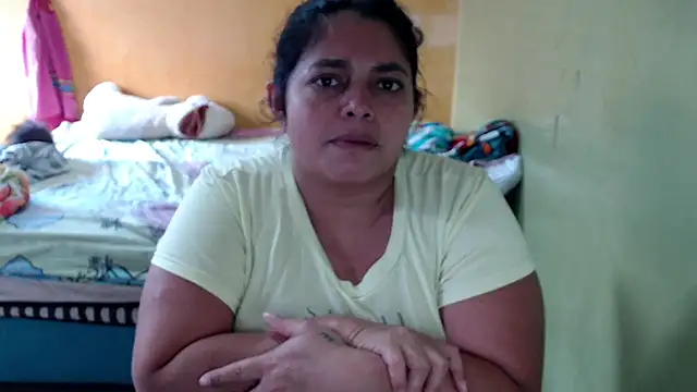 yulieth bbw online show from May 14, 2026, 11:51 am
