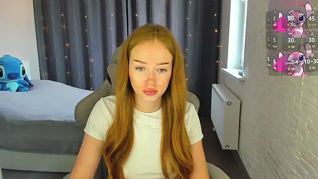 Hot Mia  online show from June 14, 2026, 2:40 pm