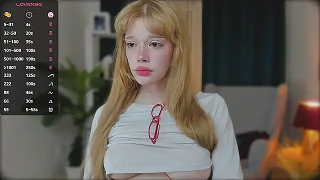 boobsybootie online show from March 6, 2026, 9:32 pm