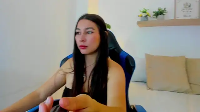 bella 99  online show from June 19, 2026, 12:00 pm