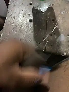 Snapshot of MALEHYPER chatting on March 15, 2025, 11:51 am MALEHYPER online show from March 15, 2025, 11:51 am