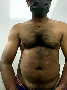 Snapshot of MALEHYPER chatting on October 7, 2025, 1:56 pm MALEHYPER online show from October 7, 2025, 1:56 pm