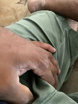 Snapshot of MALEHYPER chatting on March 9, 2025, 2:10 pm MALEHYPER online show from March 9, 2025, 2:10 pm