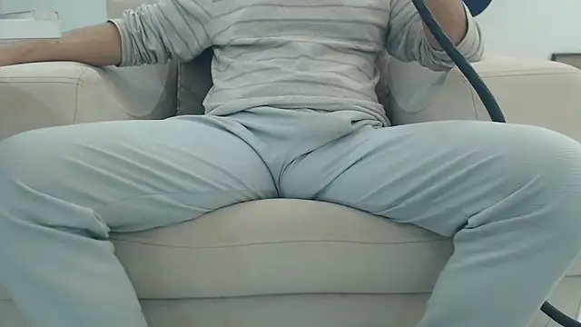 masterxmonster online show from December 22, 2025, 12:11 am