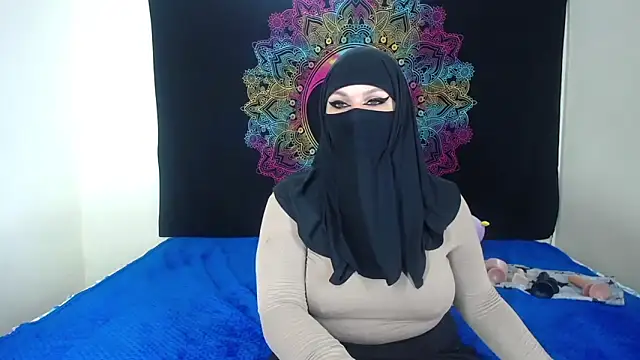 evelyn  salah online show from November 15, 2025, 9:52 pm