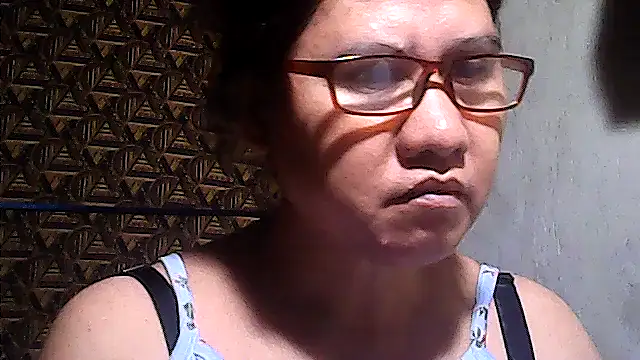 sweetsosie18 online show from April 11, 2026, 8:01 pm