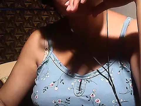 sweetsosie18 online show from February 9, 2026, 11:58 pm