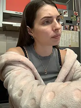 Snapshot of SeducingYoghourt chatting on January 13, 2025, 4:08 pm SeducingYoghourt online show from January 13, 2025, 4:08 pm