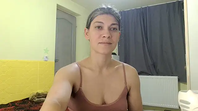 Snapshot of MercyLove chatting on February 22, 2026, 4:30 pm MercyLove online show from February 22, 2026, 4:30 pm