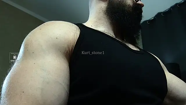 Kurt Stone1 online show from June 3, 2026, 7:40 pm