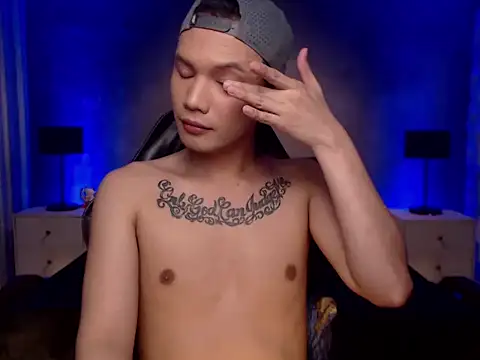 xjakolitox online show from October 3, 2025, 12:58 am