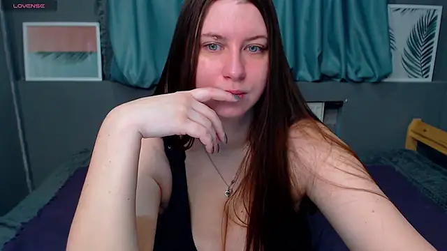 Snapshot of LiyaSilve chatting on January 23, 2025, 3:05 am LiyaSilve online show from January 23, 2025, 3:05 am