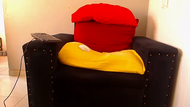 zuluboyxx online show from July 29, 2026, 6:12 am
