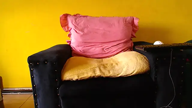 zuluboyxx online show from October 29, 2025, 6:34 am