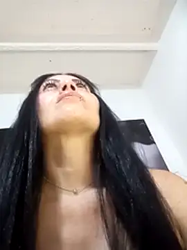 Tania mature online show from February 13, 2026, 5:35 pm