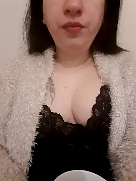 Tinka-Bella-Privat online show from April 29, 2026, 4:16 am