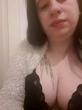 Tinka-Bella-Privat online show from April 28, 2026, 4:06 am