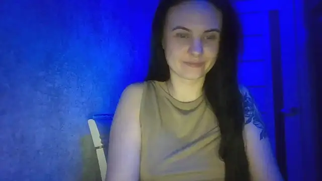 LolaMegan online show from May 19, 2026, 7:43 pm