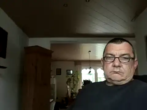 Nobbie444 online show from May 11, 2026, 12:28 pm