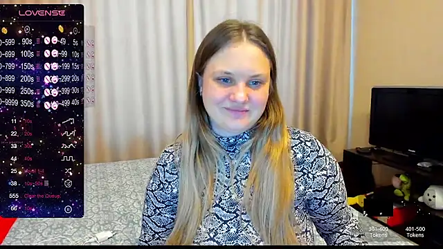 Snapshot of AlanaBrox chatting on December 17, 2024, 9:39 am AlanaBrox online show from December 17, 2024, 9:39 am