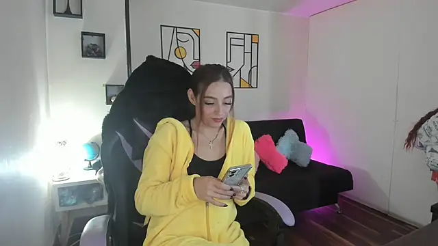 kay marie online show from October 29, 2025, 6:18 pm