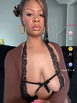 shawneebaby online show from June 3, 2026, 7:29 pm