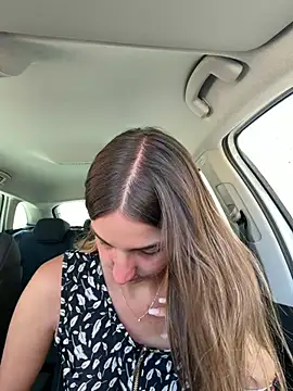 DoriDeluxe66 online show from July 6, 2026, 2:02 pm