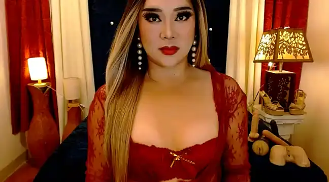 Snapshot of goddessALLURA chatting on February 27, 2025, 9:14 pm goddessALLURA online show from February 27, 2025, 9:14 pm