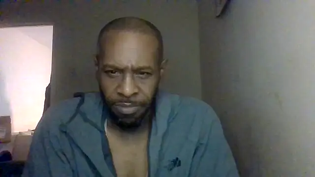 CuzzyB69 online show from November 25, 2025, 2:45 am