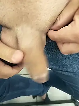 Snapshot of safadoo26 chatting on October 28, 2025, 1:21 pm safadoo26 online show from October 28, 2025, 1:21 pm