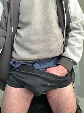 muschiliebhaber1xh online show from March 5, 2026, 8:44 am