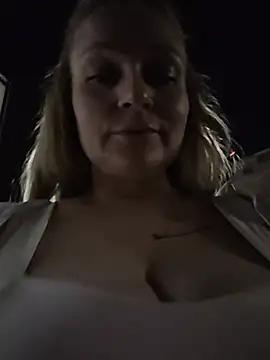 Bondgirl 013 online show from July 17, 2026, 6:16 pm