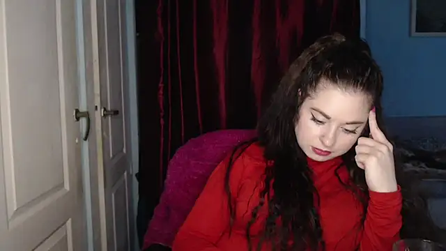 ryhhnnagold99 online show from December 17, 2025, 5:07 pm