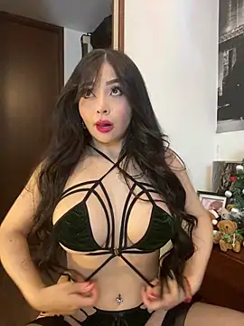 KateLatorre online show from December 5, 2024, 11:56 pm