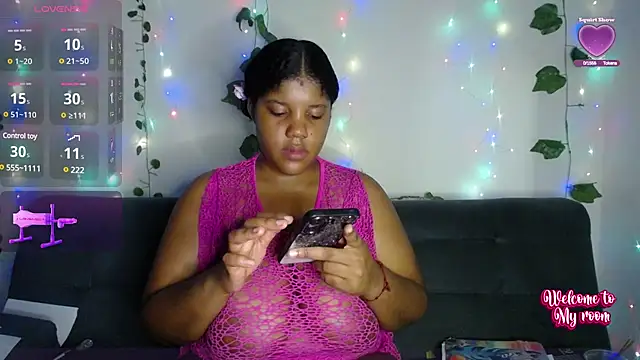 Lilyth  Brown online show from February 23, 2025, 2:07 am